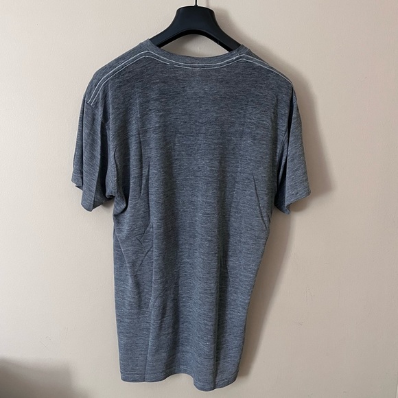 Men's Tri-Blend Graphic T-shirt (M/L) - Picture 2 of 4